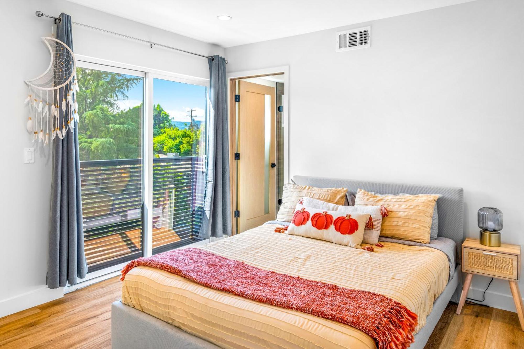 Luxurious Townhome W/3 Master Suites Gated Parking Los Angeles Exterior foto